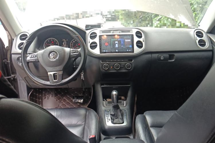 Used Volkswagen Tiguan 2015 1.8TSI Automatic Two-Wheel Drive Comfort Edition Center Console