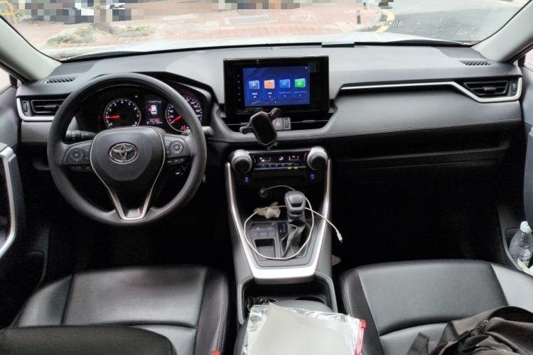 Used Toyota RAV4 2022 2.0L CVT Two-Wheel Drive Urban Edition
