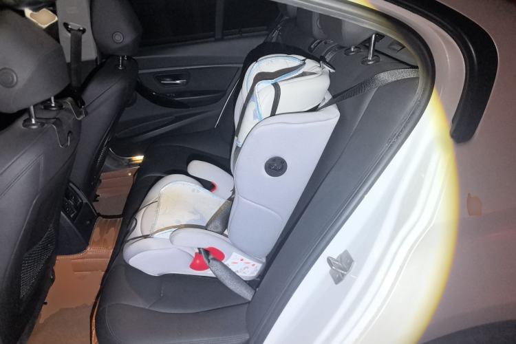 Used BMW 3 Series 2018 318i
