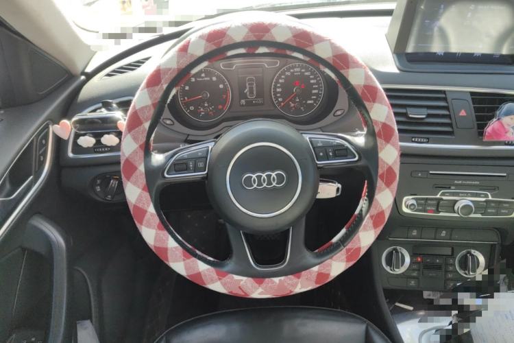 Used Audi Q3 2015 30 TFSI Comfort Model