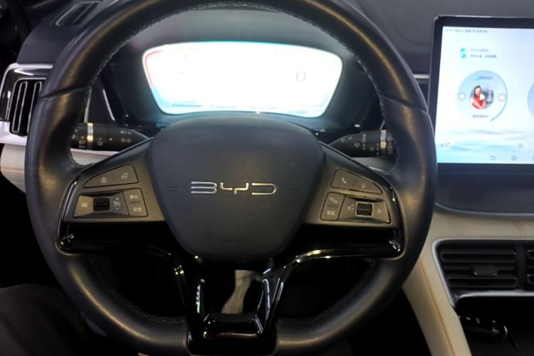 Used BYD Song PLUS New Energy 2023 Champion Edition DM-i 110KM Flagship Model Steering Wheel