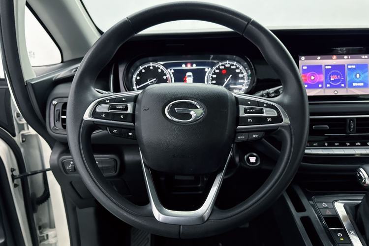 Used GAC Trumpchi M6 2021 270T DCT Luxury Edition (7 Seats) Interior 3