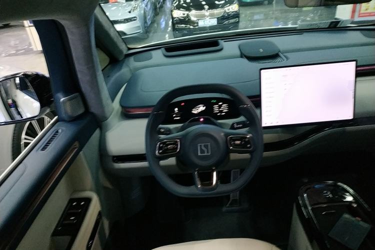 Used Zeekr MIX 2025 Long-Range Intelligent Driving Edition
