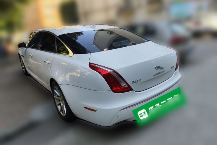Used Jaguar XJ 2014 XJL 2.0T Two-Wheel-Drive Elegant Business Edition
