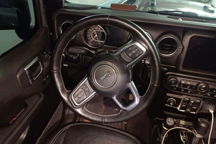 Used Jeep Gladiator 2022 3.6L Pioneer Edition