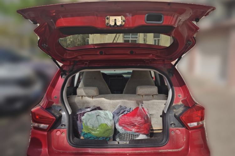 Used BAIC New Energy EC 2017 EC200 Dynamic Edition Trunk