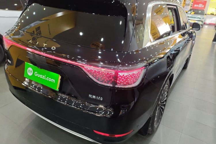 Used Hima AITO M9 2024 Range-Extended Ultra Version 52 kWh 5-Seater Model Rear Right 45 Deg