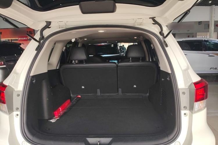 Used Nissan Terra 2020 2.5L XL Upper 4WD Automatic Four-Wheel Drive Luxury Edition Trunk