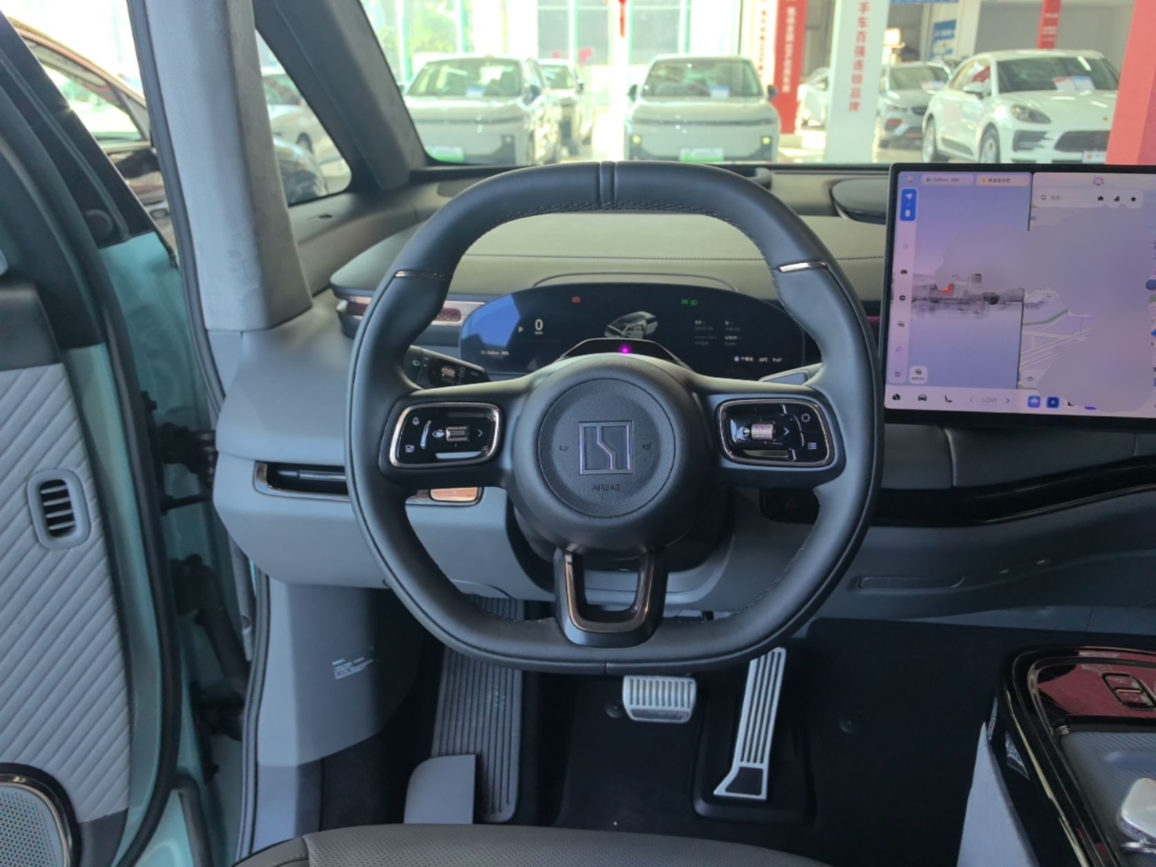 Zeekr MIX 2025 Long-Range Intelligent Driving Edition — снимка 13