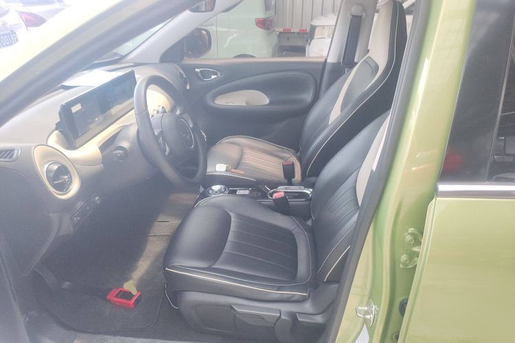 Used Wuling Bingo 2023 333 km Enjoyment Version Left Front Seat