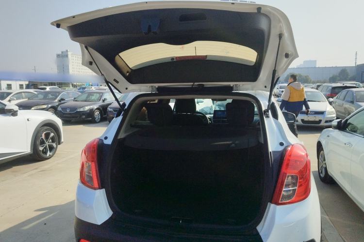 Used Buick Encore 2015 1.4T Automatic Two-Wheel Drive Urban Elite Version