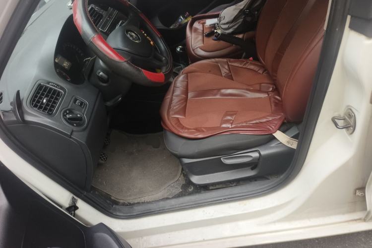 Used Volkswagen Polo 2016 1.4L Manual Fashion Model Left Front Seat