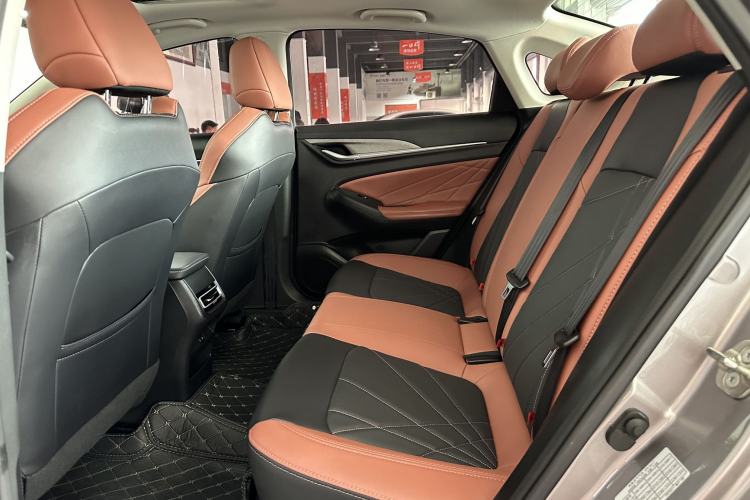 Used Changan Eado 2023 Changan Edition PLUS Blue Whale NE 1.4T GDI DCT Prestige Version
