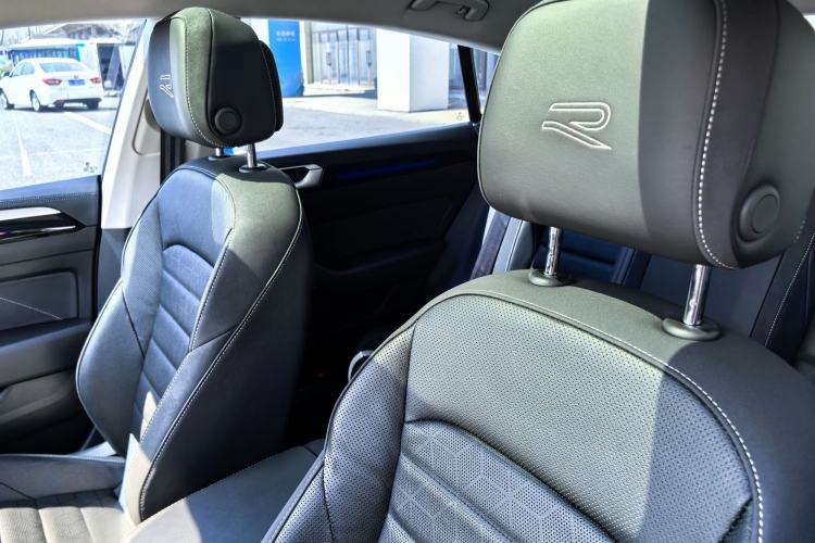 Used Volkswagen FAW-Volkswagen CC 2023 380TSI Striking Edition Left Front Seat