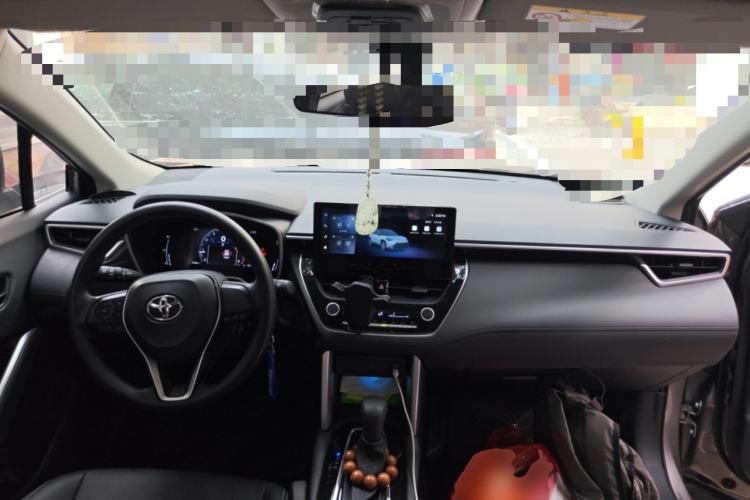 Used Toyota FRONTLANDER 2024 2.0L CVT Elite Plus Edition Center Console