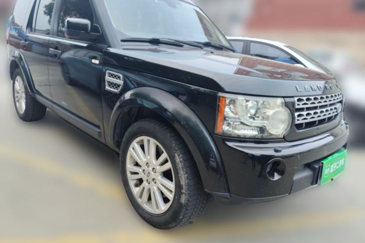 Used Land Rover Discovery 2010 5.0 V8 HSE Gasoline Model Front Right 45 Deg