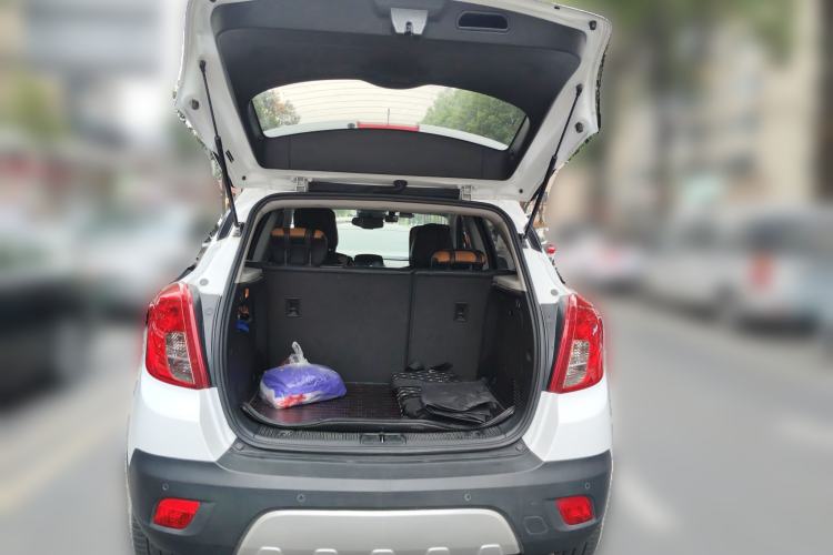 Used Buick Encore 2015 1.4T Automatic Two-Wheel Drive Urban Leading Model Trunk