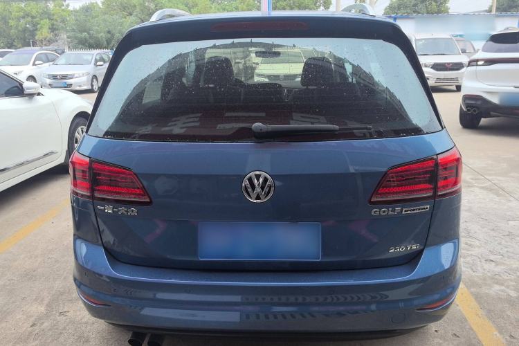 Used Volkswagen Golf Sportsvan 2016 230TSI Automatic Luxury Version