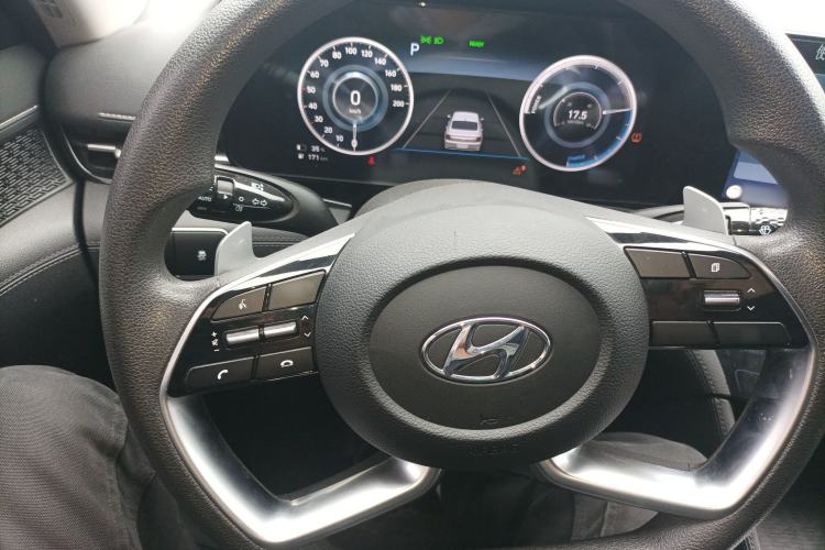 Used Hyundai Mistra New Energy 2021 GLX Elite Edition Steering Wheel