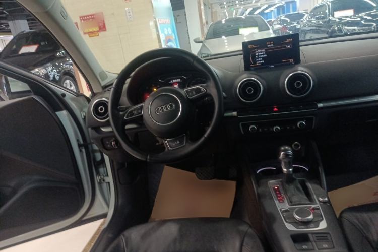 Used Audi A3 2015 Sportback 40 TFSI Automatic Comfort Model Steering Wheel