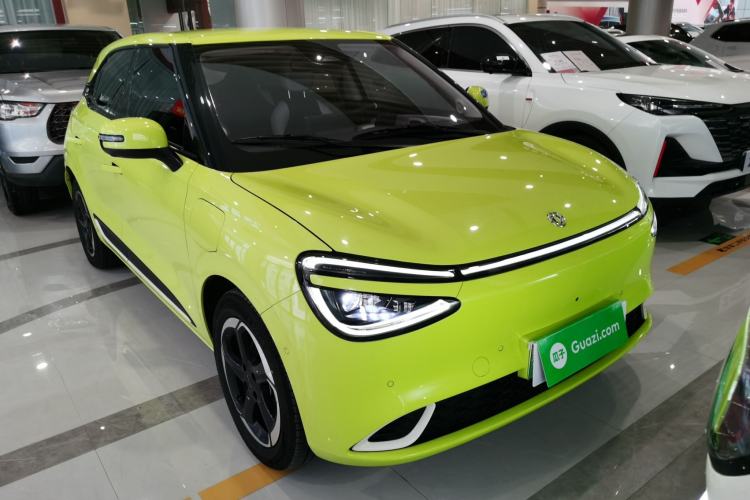 Used Dongfeng NAMMI 01 2024 430 Max Exterior 1