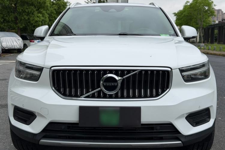 Used Volvo XC40 2022 T4 Four-Wheel Drive Smart & Luxurious Edition Exterior 5