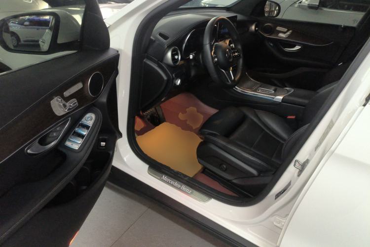 Used Mercedes-Benz GLC 2020 Facelifted GLC 260 L 4MATIC Dynamic Edition
