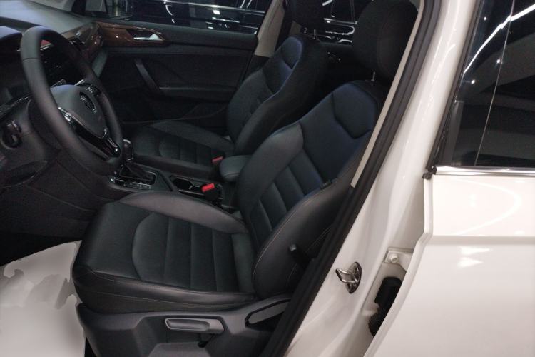 Used Volkswagen Tharu 2021 280TSI Two-Wheel-Drive Luxury Edition Left Front Seat