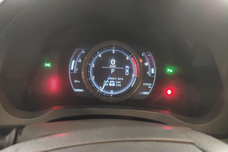 Used Lexus IS 2015 200t F SPORT
