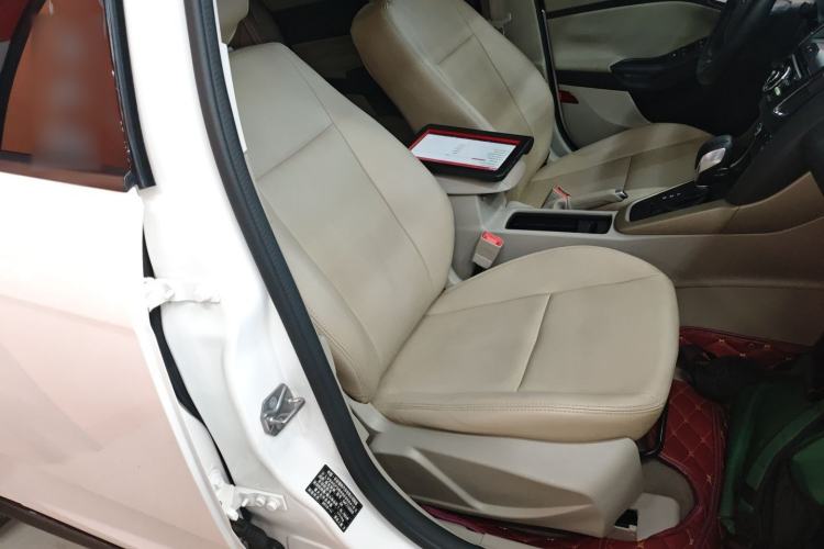 Used Ford Focus 2017 Sedan 1.6L Automatic Comfort Plus SmartDrive Edition
