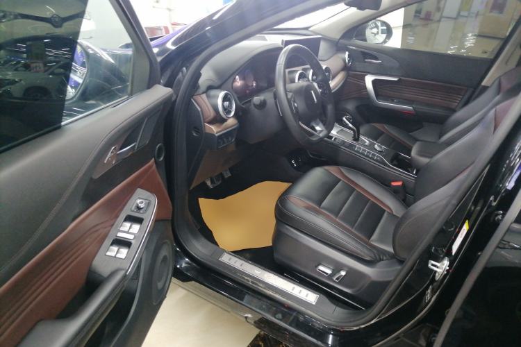 Used Wey VV5 2021 1.5T Two-Wheel Drive Smart Pioneer
