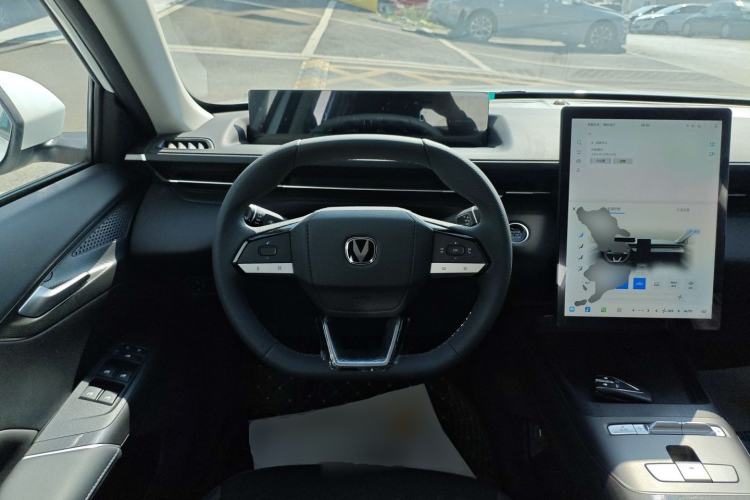 Used CHANGAN Eado PHEV 2025 Smart New Blue Whale 145KM High-Energy Edition
