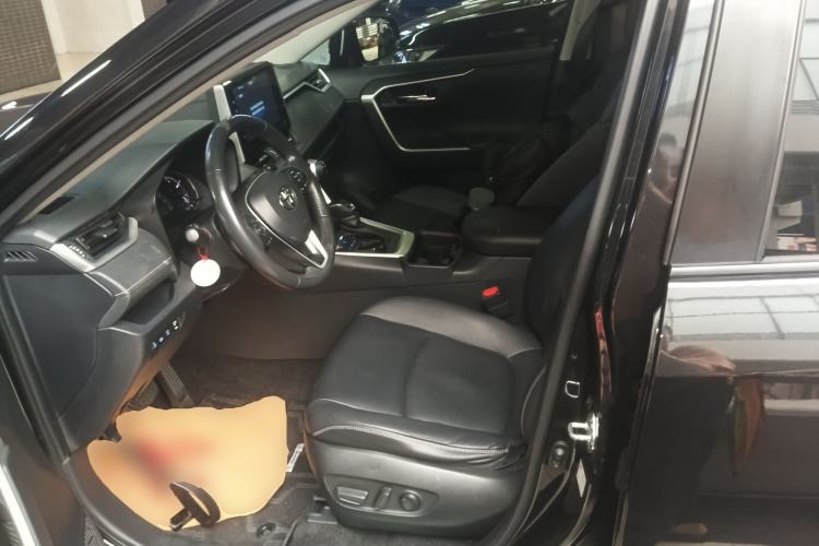 Used Toyota RAV4 2020 2.0L CVT Two-Wheel Drive Fashion PLUS Edition