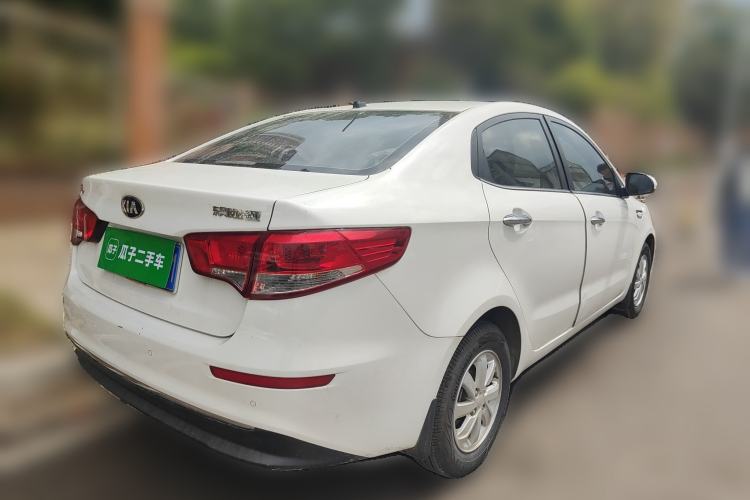 Used Kia K2 2015 Sedan 1.4L MT GLS