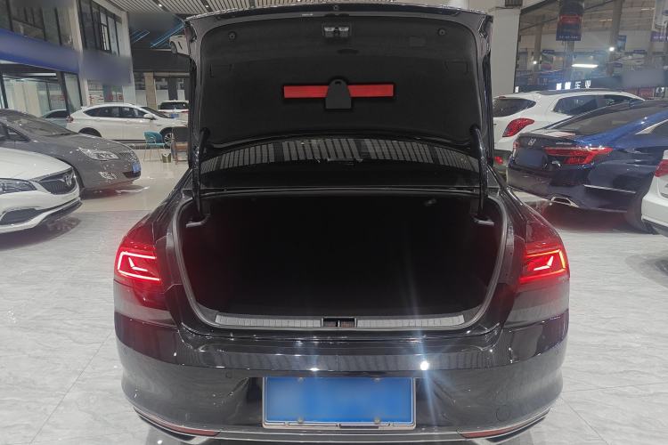 Used Volkswagen Magotan 2020 330TSI DSG Leading Model
