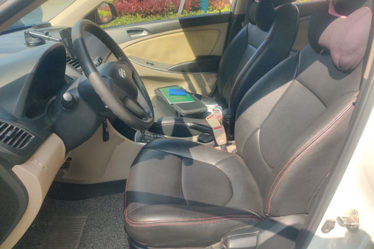 Used Hyundai Verna (older generation) 2014 1.4L Automatic Smart GLS Left Front Seat