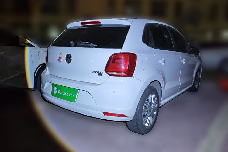 Used Volkswagen Polo 2016 1.6L Automatic Comfort Model
