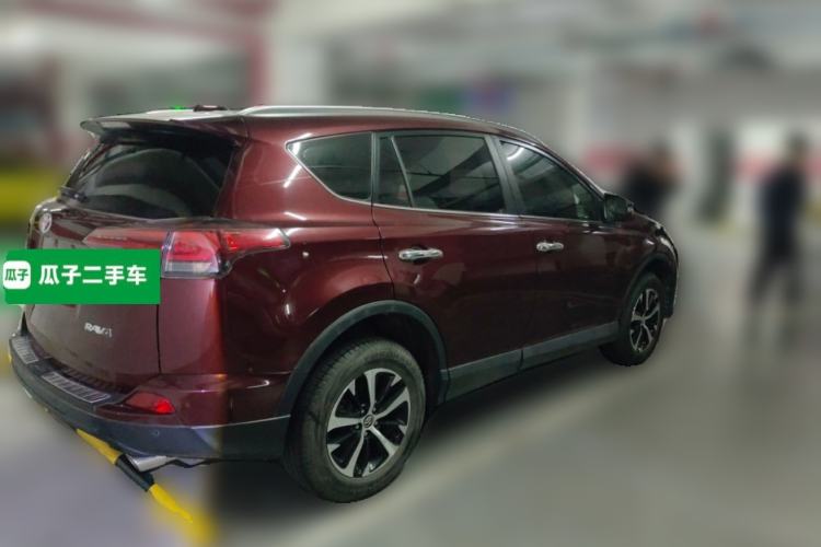 Used Toyota RAV4 2016 2.0L CVT Two-Wheel Drive Comfort Edition China V Standard
