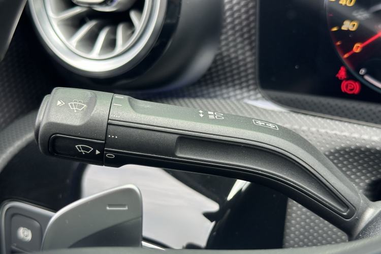 Used Mercedes-Benz A-Class 2022 Revised Version A 200 L Sport Sedan Fashionable Style Interior 12