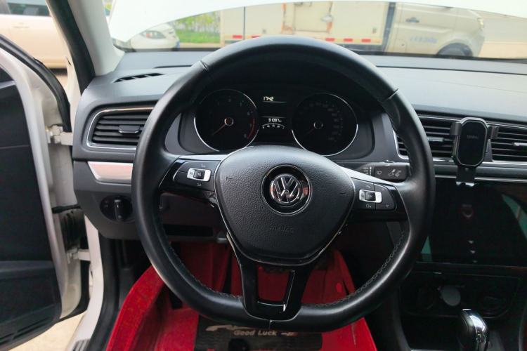 Used Volkswagen Lavida 2017 1.6L Automatic Comfort Edition