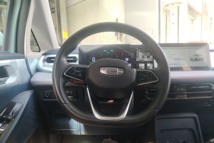 Used Geometry E Firefly 2023 320KM Cute & Handsome Tiger 5 Seats