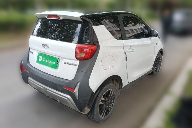 Used Chery QQ Little Ant 2022 Sweet Pink Edition Half-Sugar Version 3-Cell Lithium 30kW 301km Rear Right 45 Deg