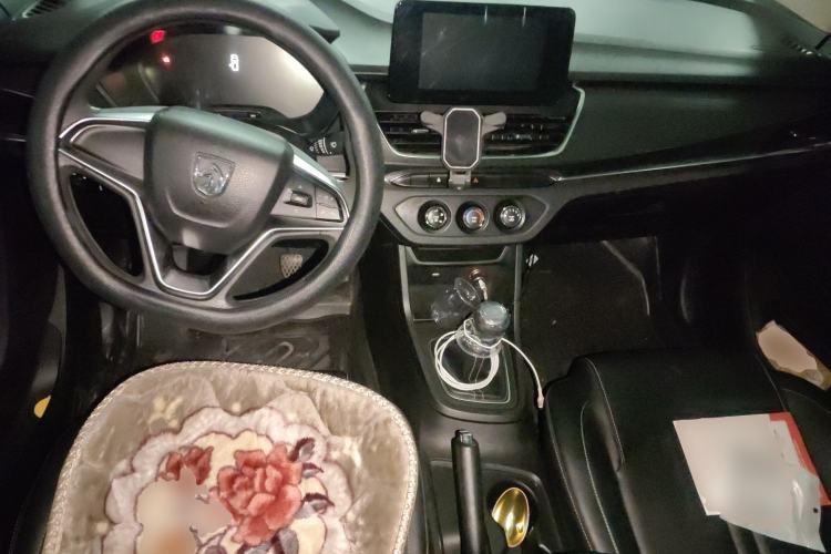 Used Baojun 360 2018 1.5L Manual Elite Version National V Center Console