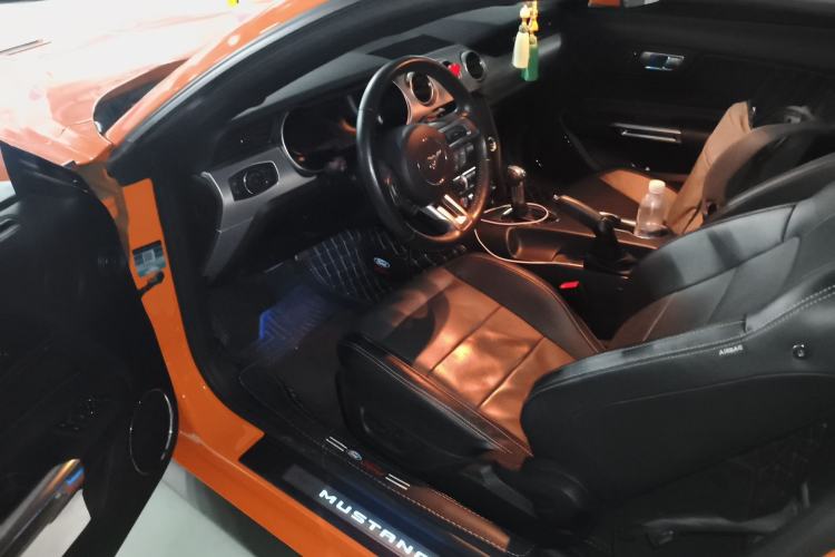 Used Ford Mustang 2019 2.3L EcoBoost
