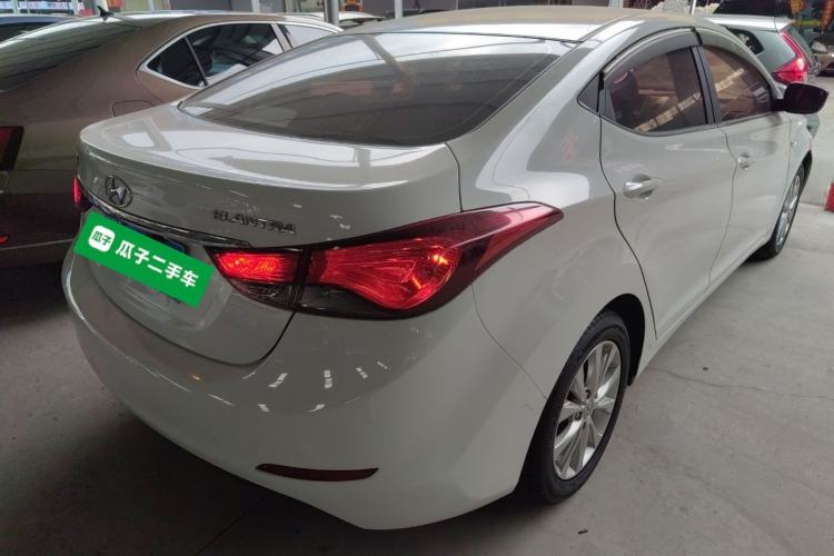 Used Hyundai Elantra (5th Generation / Langdong) 2016 1.6L Automatic Smart Version
