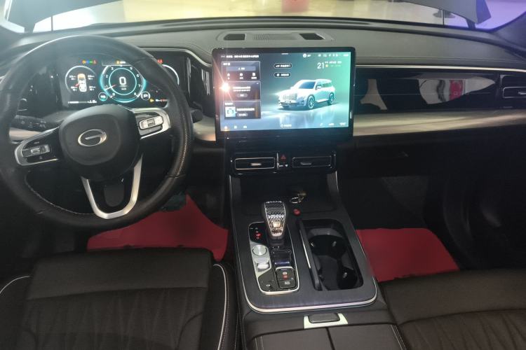 Used GAC Trumpchi GS8 2024 Linghang Series 2.0 TGDI Two-Wheel Drive Luxury Smart Connectivity Version Center Console