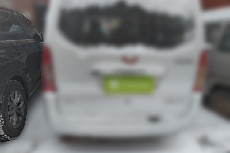 Used Wuling Rongguang 2011 1.2L Base Version
