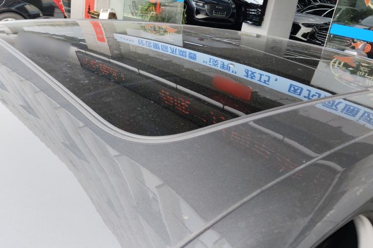 Used Audi A4L 2022 40 TFSI Luxury Dynamic Model Roof