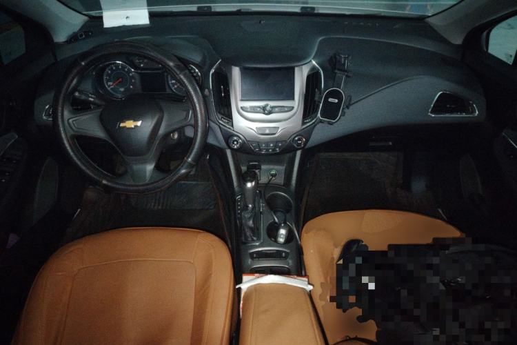 Used Chevrolet Cruze 2018 320 Automatic Pioneer Sunroof Edition