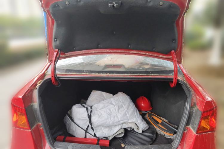 Used Roewe 350 2015 1.5L Manual Luxury Sunroof Edition